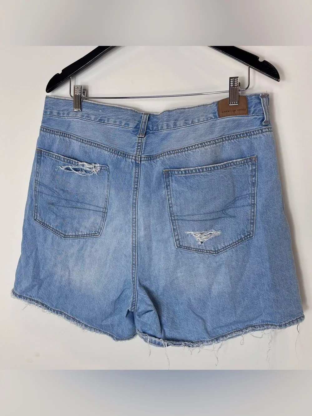 American Eagle AE Highest Rise Baggy Short Blue Distressed Denim Women's 16